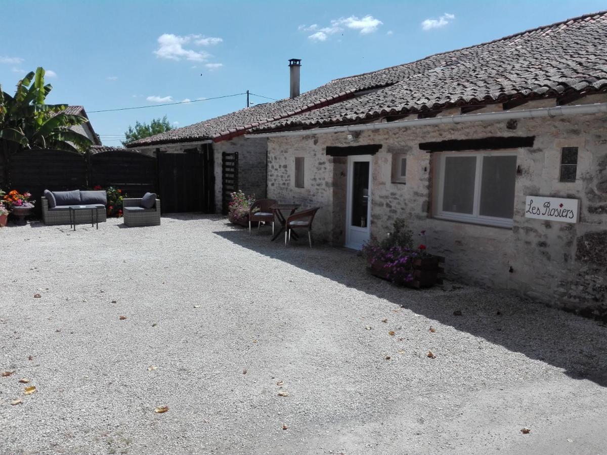 Villa Les Rosiers Chaunay Exterior foto